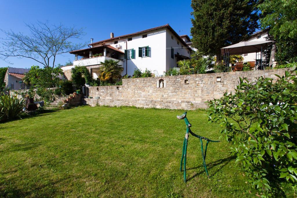 Apartments Garden Motovun Phòng bức ảnh