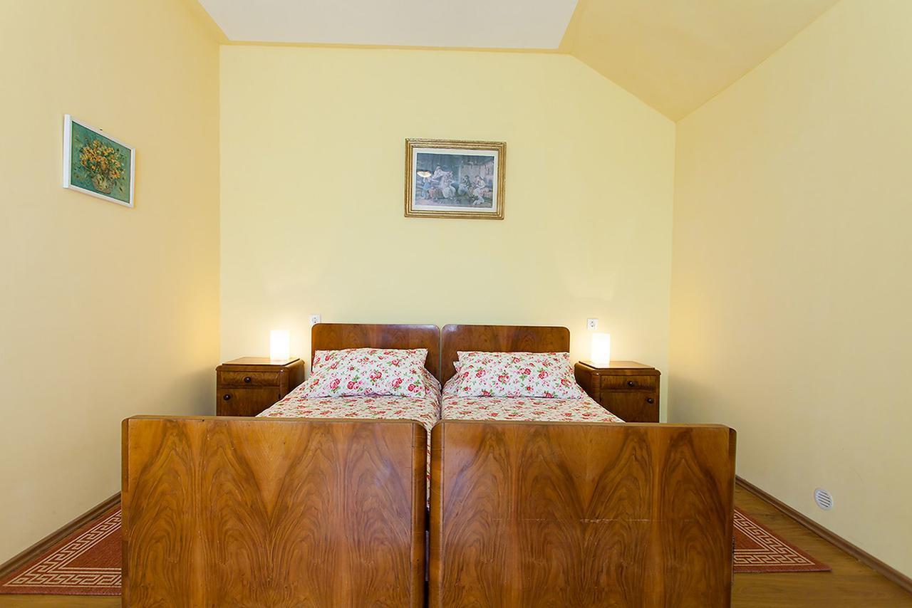 Apartments Garden Motovun Ngoại thất bức ảnh