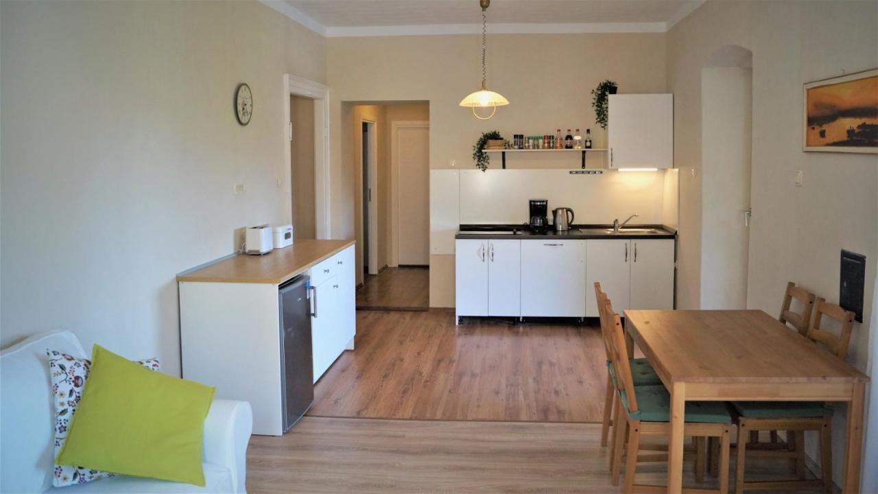 Apartments Garden Motovun Ngoại thất bức ảnh